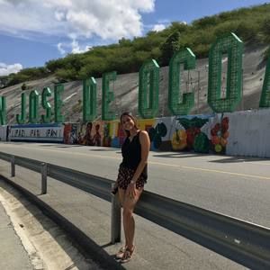 Meet your Posher, Daniela